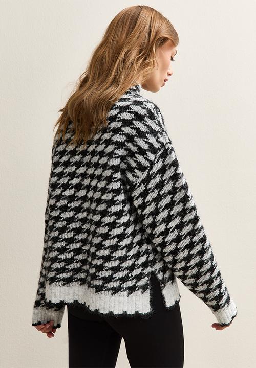 New Look - Houndstooth High Neck Jumper - lt grey