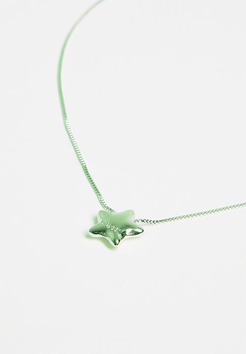 GUESS - Iconique Modern Star Necklace - Silver