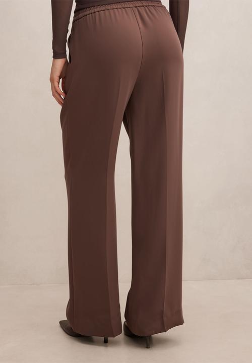Forever New - Enya elastic wide leg pants in espresso set - chocolate