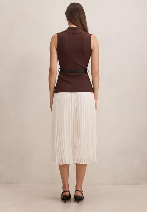 Forever New - Bianca woven mix knit dress in chocolate mono