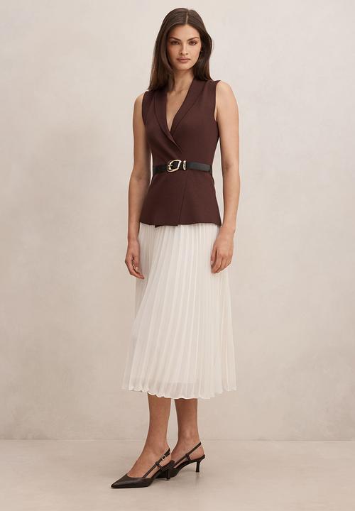 Forever New - Bianca woven mix knit dress in chocolate mono