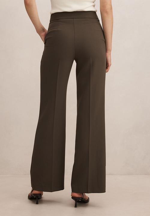 Forever New - Marissa wide leg pants  in olive suit