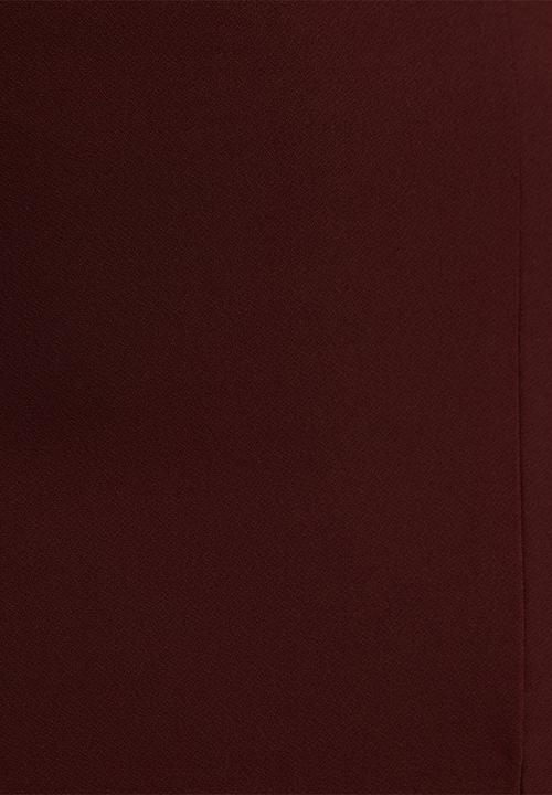 Forever New - Lacey crepe split midi skirt in berry set