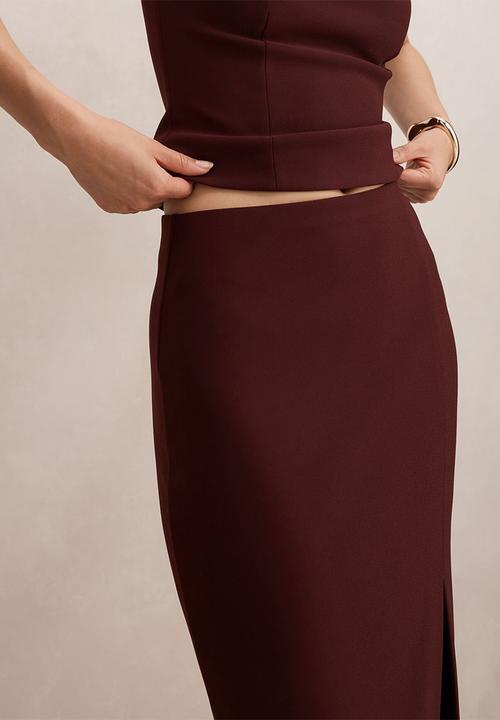 Forever New - Lacey crepe split midi skirt in berry set