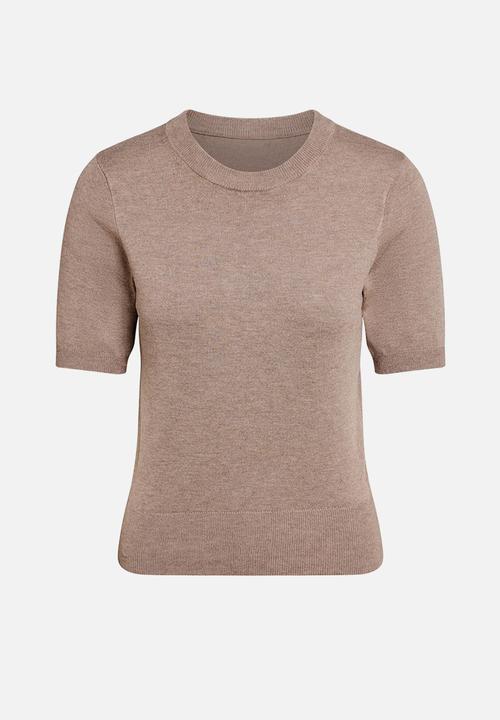 Forever New - Maisie short sleeve T-shirt in taupe