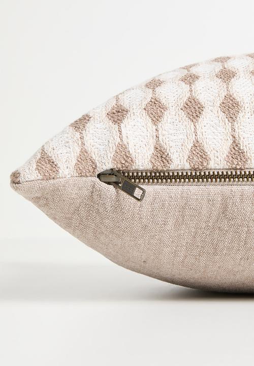 Hertex Fabrics - Chain Cushion Cover - Mousse