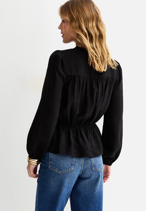 New Look - Vde shelly shirred crew neck blouse  - black