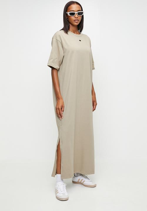 adidas Originals - Ess Dress W S26 - Wonder Cargo