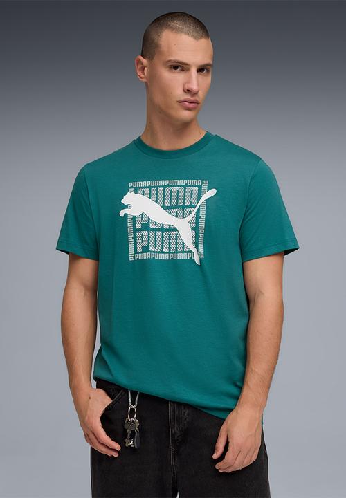 Puma サイン入り Nestlé シャツ GRAPHIC Puma Wording Tee - Emerald Ice