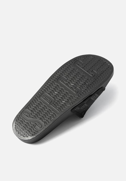 S.P.C.C - Dermott Slider   - Carbon