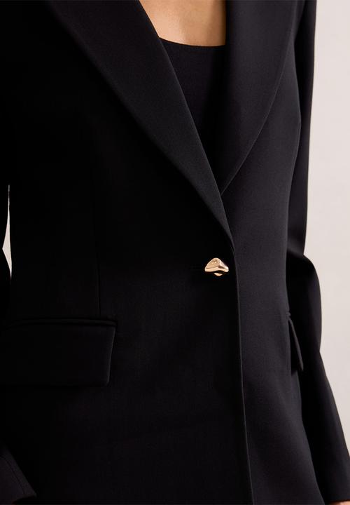 Forever New - Victoria single breasted blazer in black