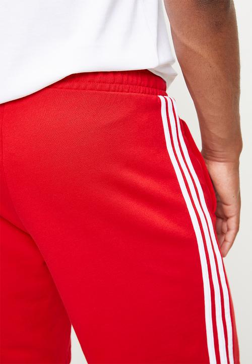 adidas Originals - 3-STRIPE  Short . - BETTER SCARLET Red