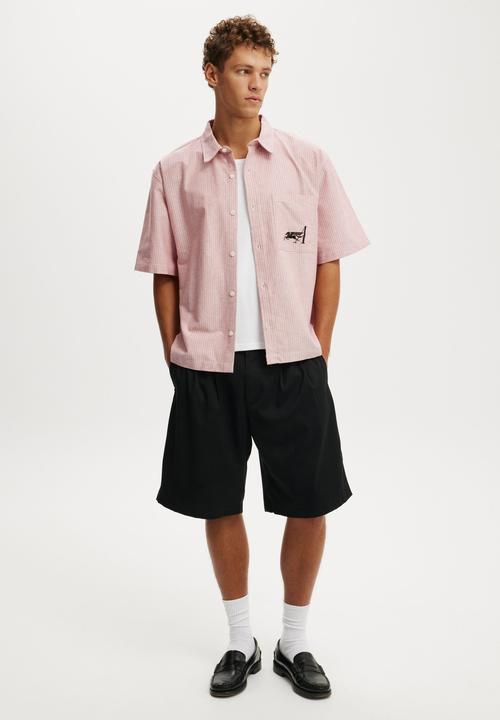 Cotton On - Lucky Short Sleeve Shirt - Red Stripe Emb