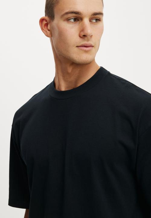 Cotton On - Cropped Fit T-Shirt - Black