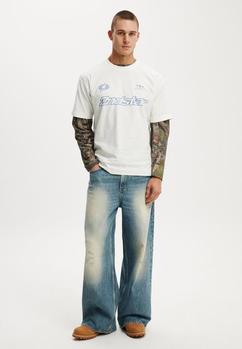 Cotton On - Box fit graphic T-shirt - everyday / ecru