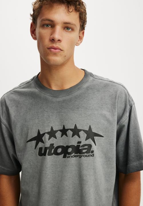 Cotton On - Box fit graphic t-shirt - curve star / washed black