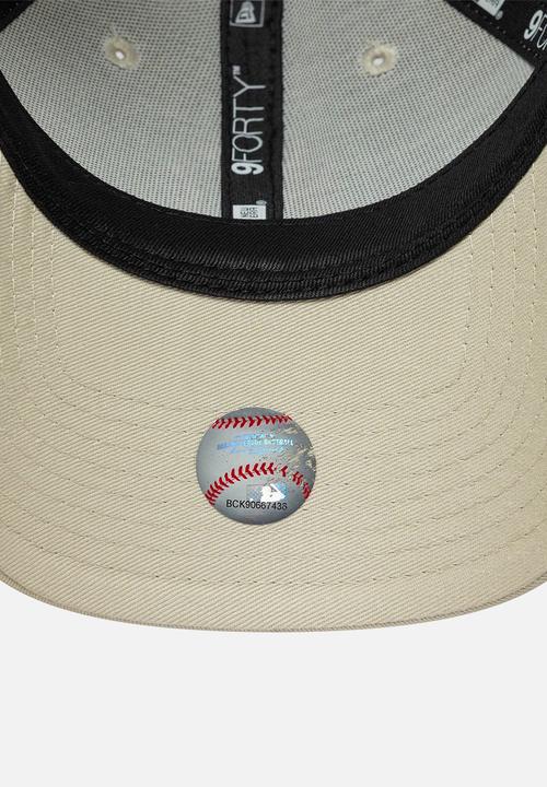 New Era - Female League Essential 9Forty®New York Yankees -Tan
