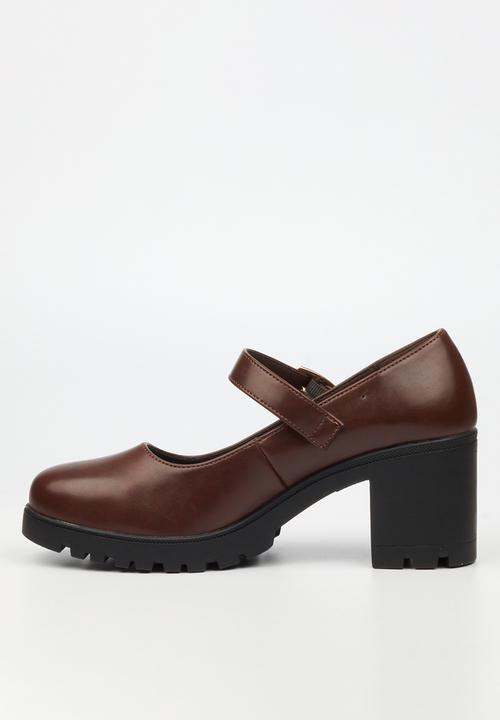 Miss Black - Crave 8 mary jane chunky block heel - chocolate