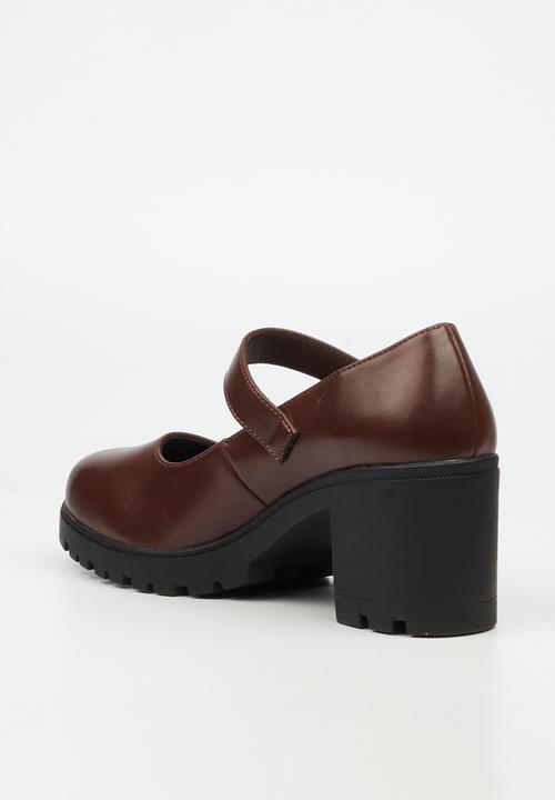 Miss Black - Crave 8 mary jane chunky block heel - chocolate