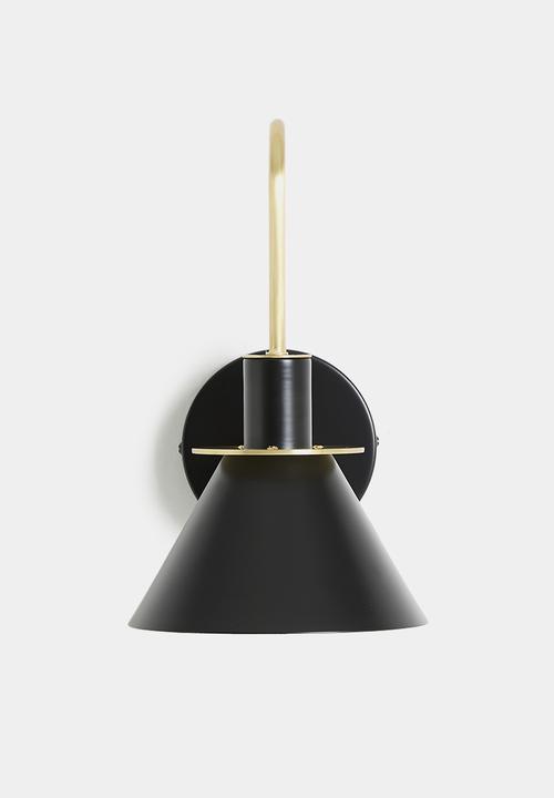 The Apex Wall Lamp