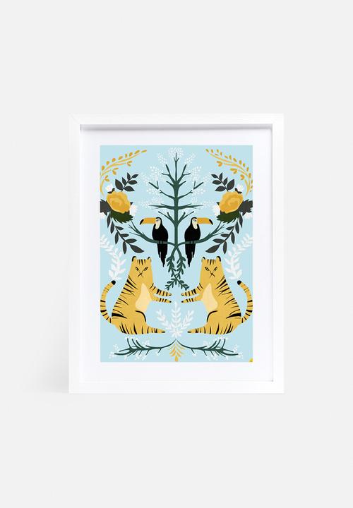 Amalia Restrepo - Lions and tucans