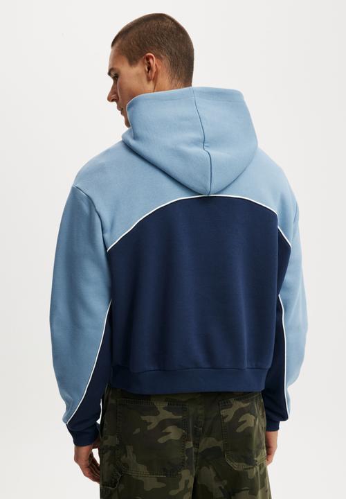 Cotton On - Cropped Fit Graphic Hoodie - Chalk Blue/Panel
