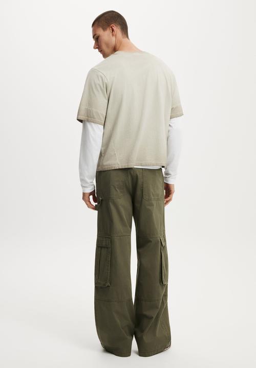 Cotton On - Super Baggy Cargo Pant - Military