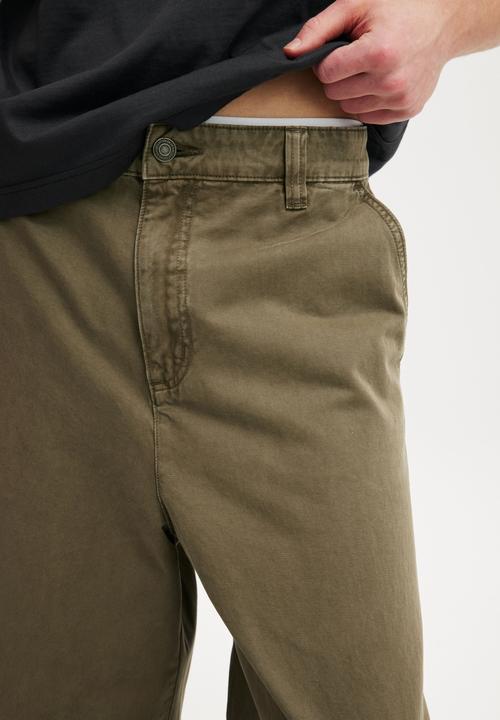 Cotton On - Super Baggy Pant - Military