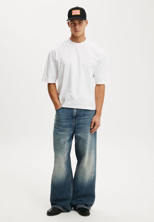 Cotton On - Cropped Fit T-Shirt - White