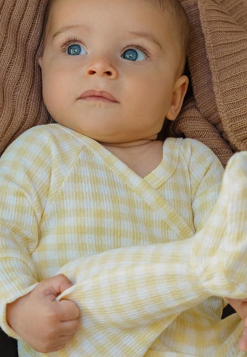 Cotton On - Organic Pointelle Wrap Zip Romper - Lemon Squash/Gingham