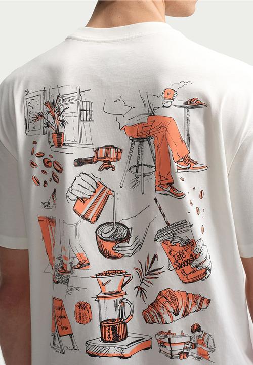 Nike - NSW Loose Cafe Swoosh T-Shirt - White