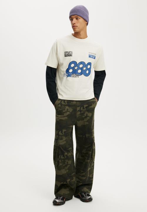 Cotton On - Cropped Fit Graphic T-shirt - Creampuff/F8 & 4Tune