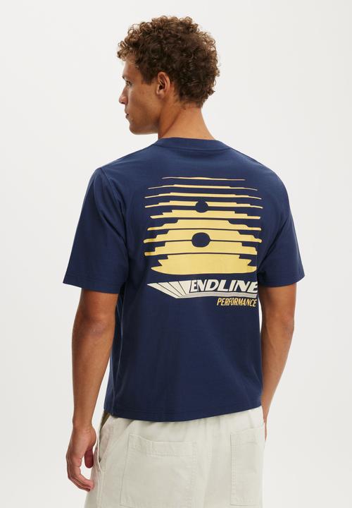 Cotton On - Cropped Fit Graphic T-shirt - Indigo/Endline