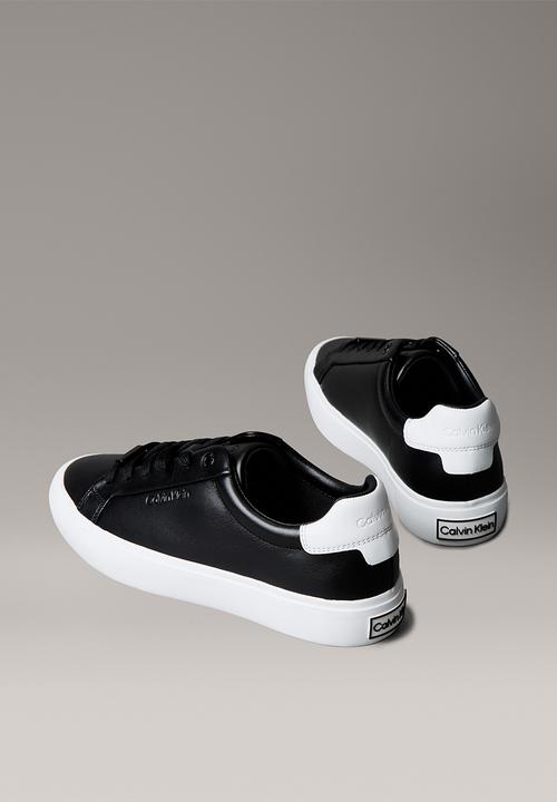 Calvin Klein - Lace-Up Sneaker - Black Bright White