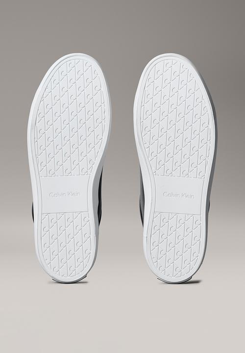 Calvin Klein - Lace-Up Sneaker - Black Bright White