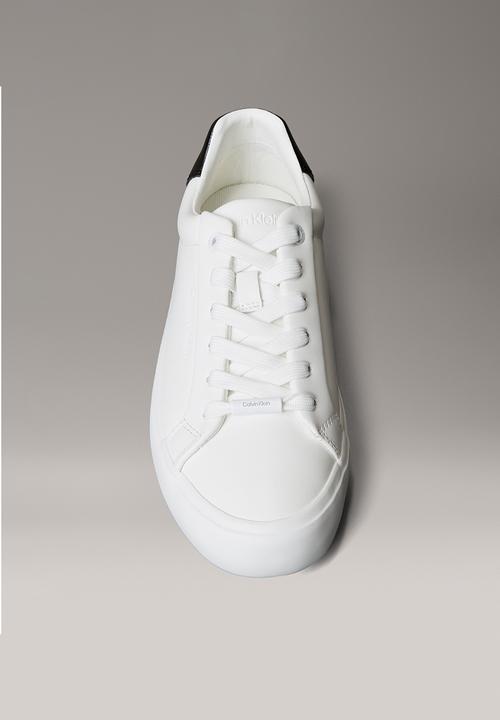 Calvin Klein - Lace-Up Sneaker - Bright White Black