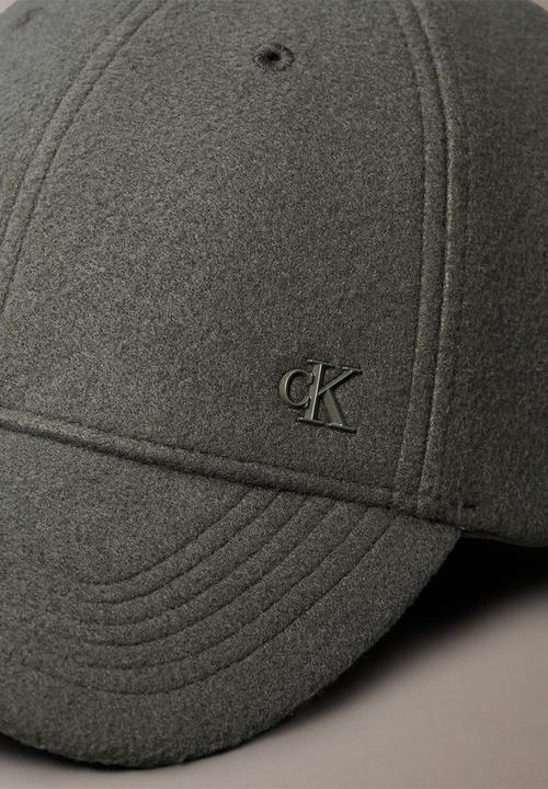 Calvin Klein - Felt W Metal Plaque, N3Z - Grey