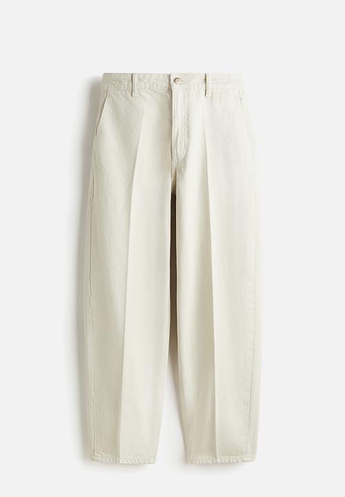 H&M - Barrel high ankle jeans - white