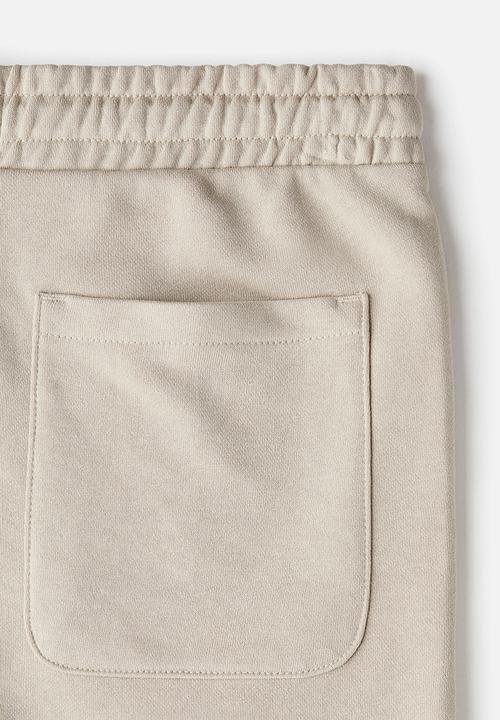 H&M - Regular fit sweatshorts - beige