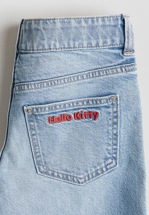 H&M - Loose fit jeans - light denim blue/hello kitty