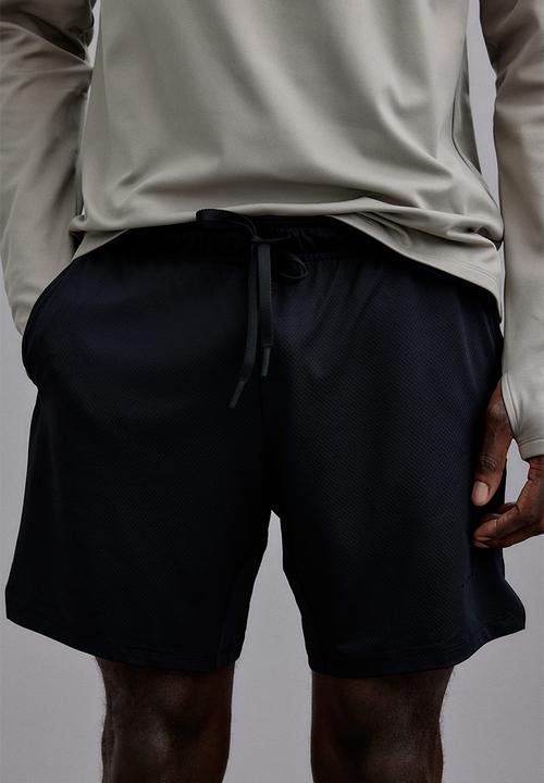 H&M - Sports shorts with drymove™ - black