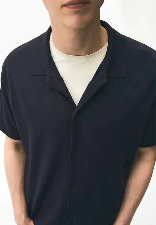 H&M - Regular fit knitted short-sleeved shirt - navy blue 