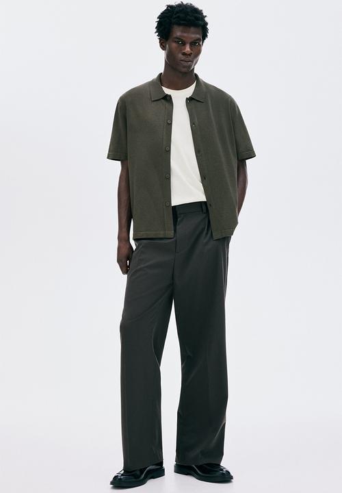 H&M - Regular fit knitted short-sleeved shirt - dark green