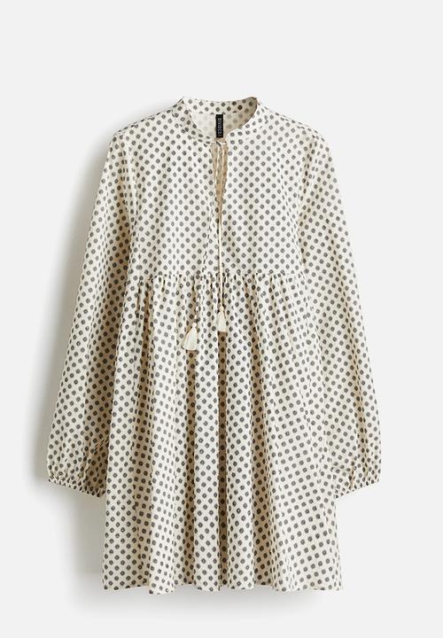 H&M - Tie-detail cotton dress - white floral 