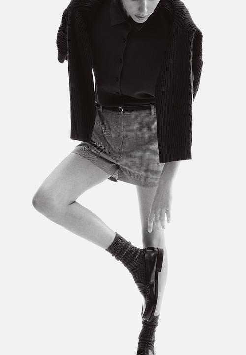 H&M - Belted shorts - brown/checked 
