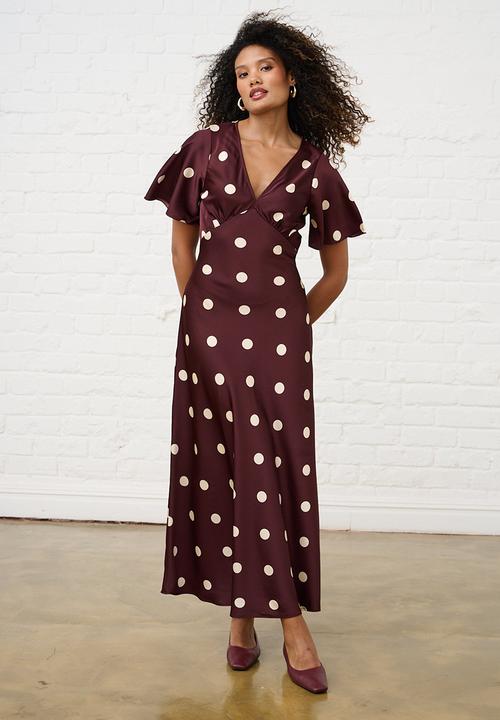 Me&B - Spot Satin Maxi Dress with Sleeve - Burgundy