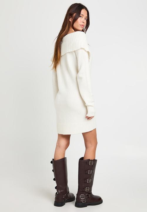 boohoo - Soft knit oversized collar off the shoulder jumper dress - ecru