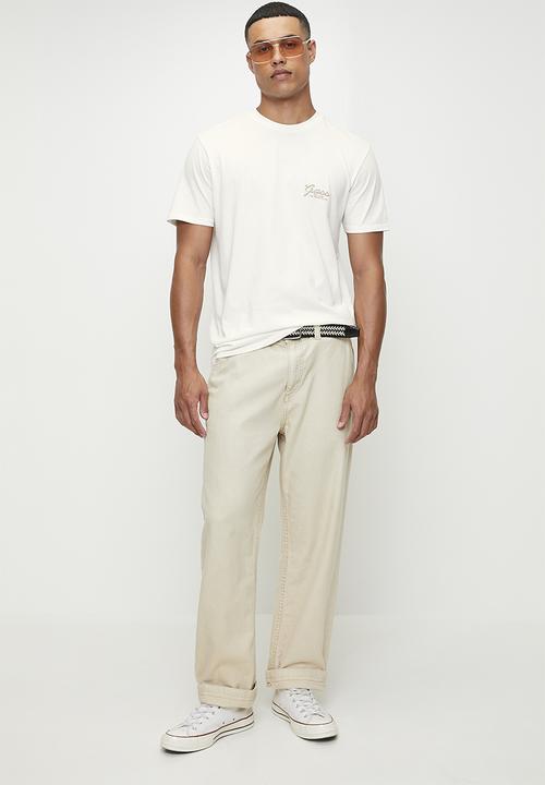 GUESS - Ss Bsc Script Logo Tee - Pure White
