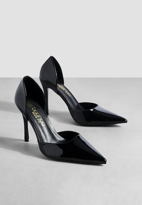 boohoo - Wide Fit Patent Cut Out Court Shoe