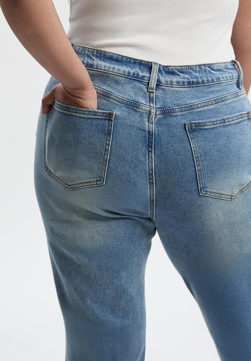 boohoo - The plus mom jean - vintage wash